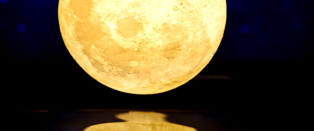 ¿Cuándo hay luna llena en el mes de enero de 2023?